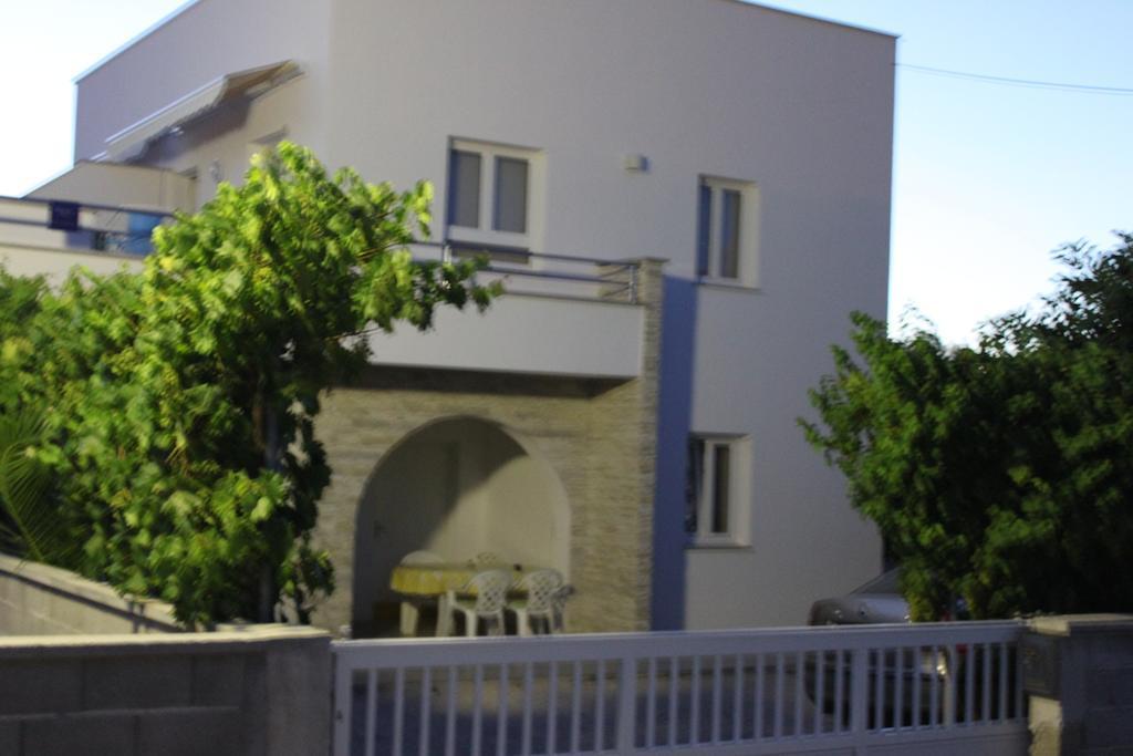 Apartments Ante Vir Ngoại thất bức ảnh