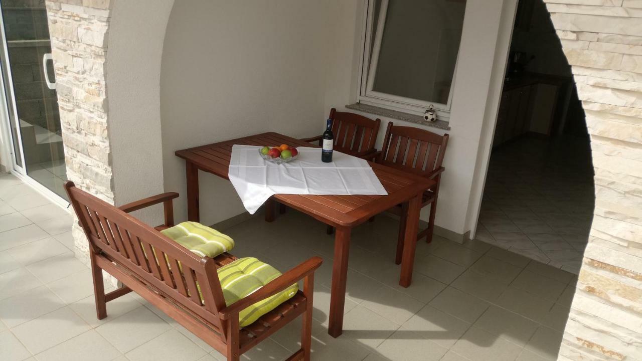 Apartments Ante Vir Ngoại thất bức ảnh